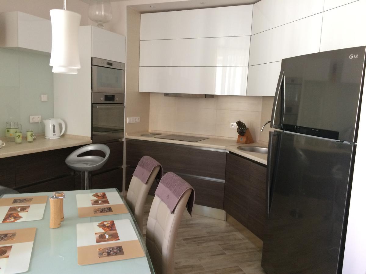 Apartments "Pleasure" Kiev Luaran gambar