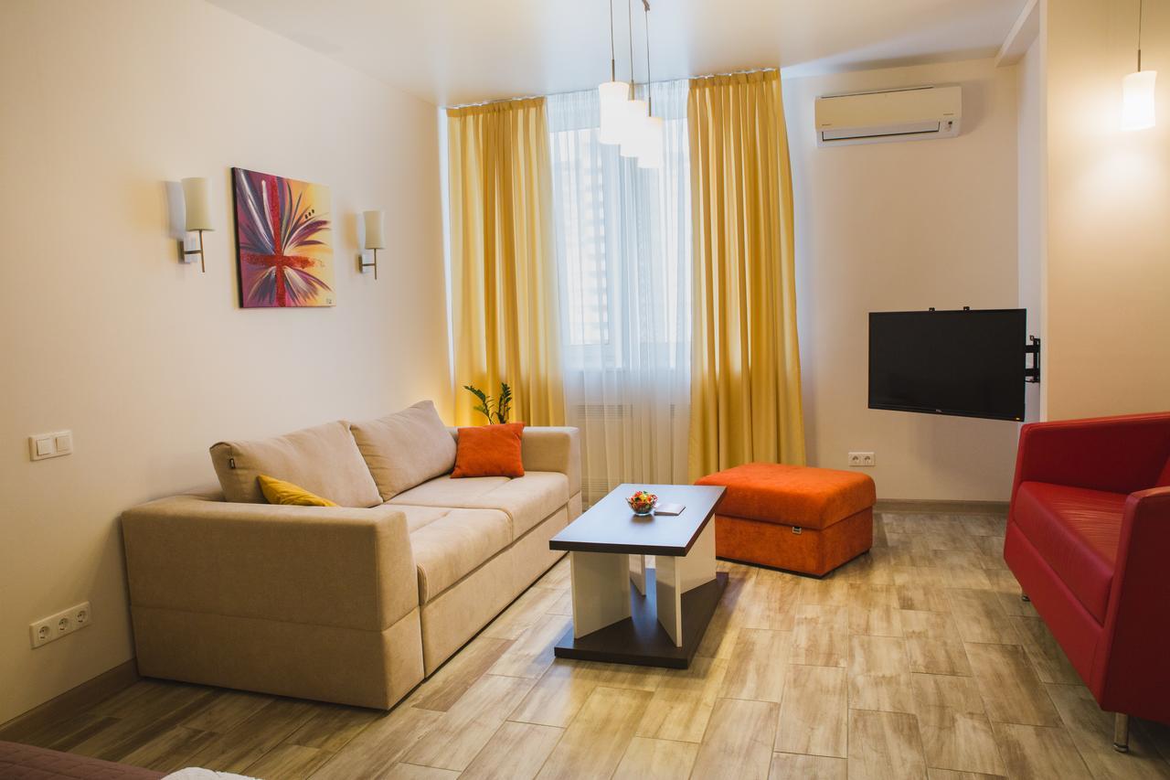 Apartments "Pleasure" Kiev Luaran gambar